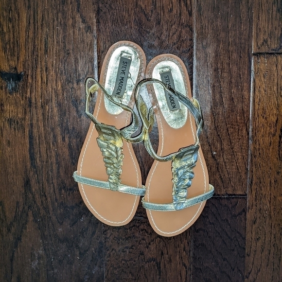 Steve Madden Gold Ruffle Women's Slingback Summer Sandals - Picture 3 of 3